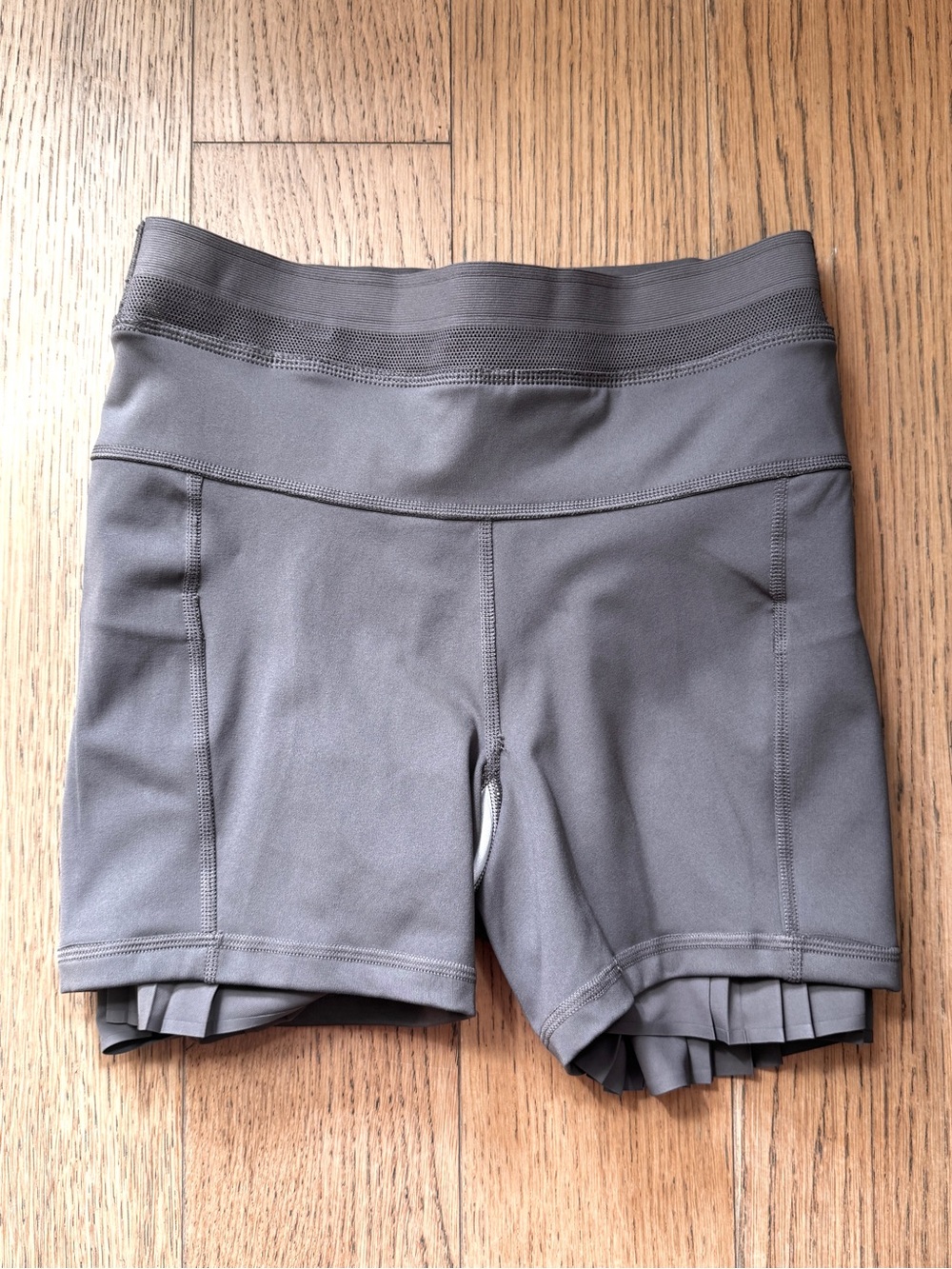 Nike Women's Taupe Pleated Tennis Skirt NWT - Sz M - Picture 7 of 10